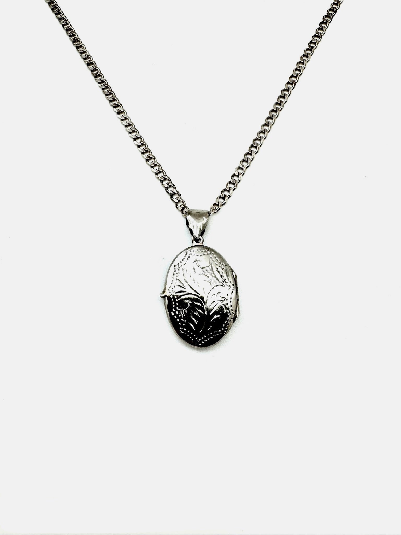 Louisa Sterling Locket - Stone Cooper