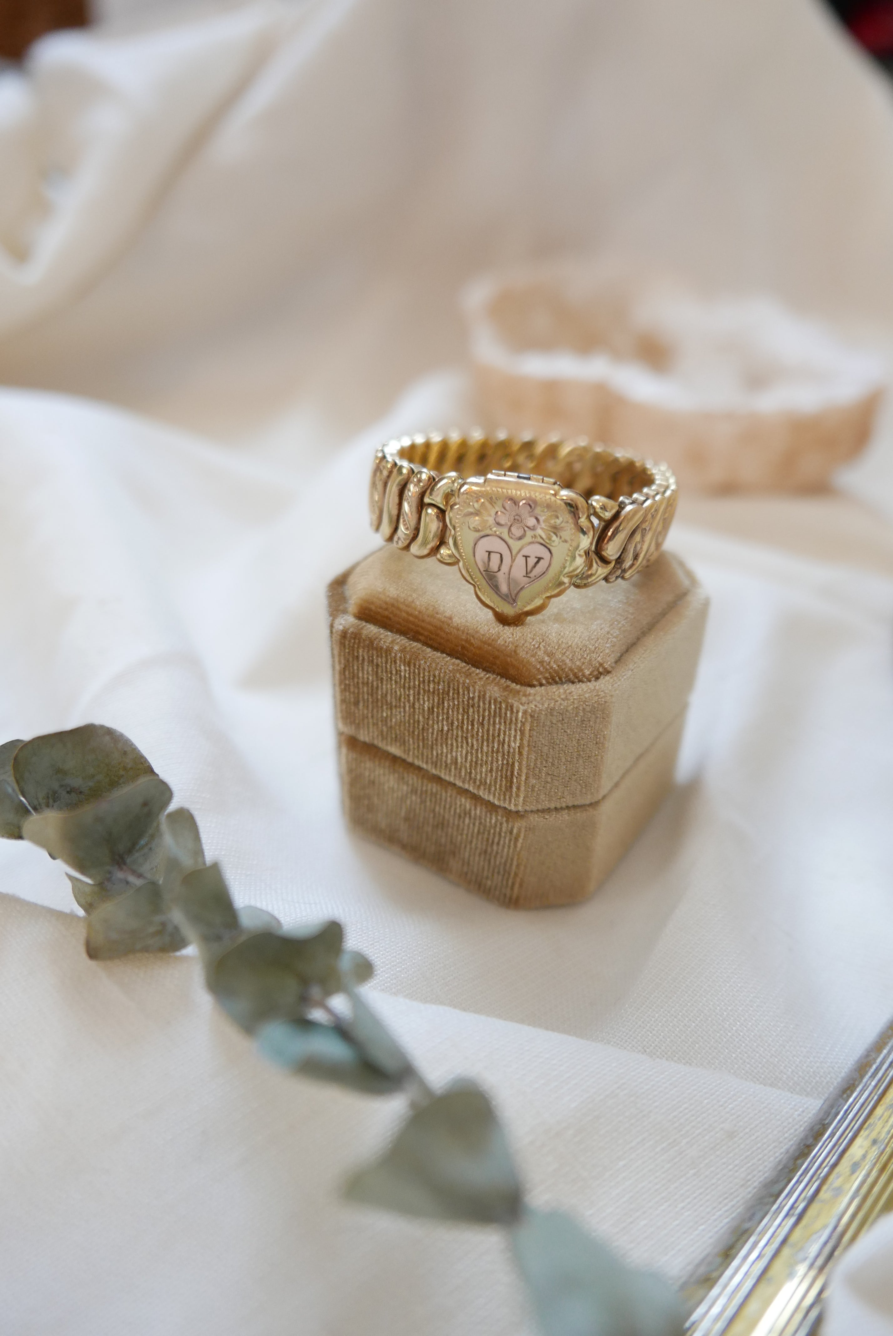 DV Locket Sweetheart Expansion Bracelet - Stone Cooper