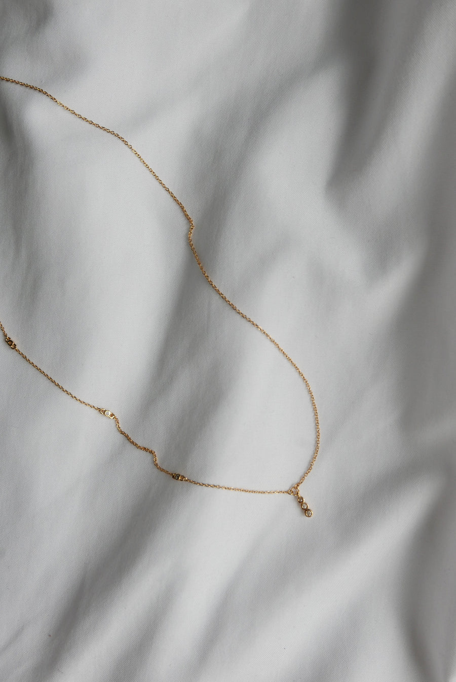 Cleo Diamond Asymmetrical Necklace (14K) - Stone Cooper