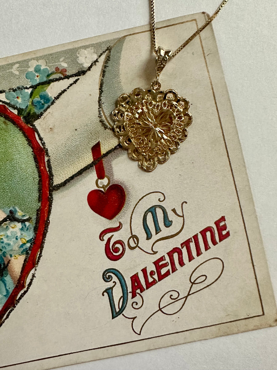 Lovelace_Heart_Gold_Necklace