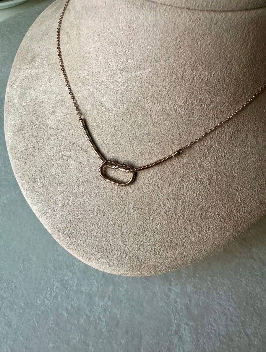 Krementz Vintage Love Knot Necklace - Stone Cooper