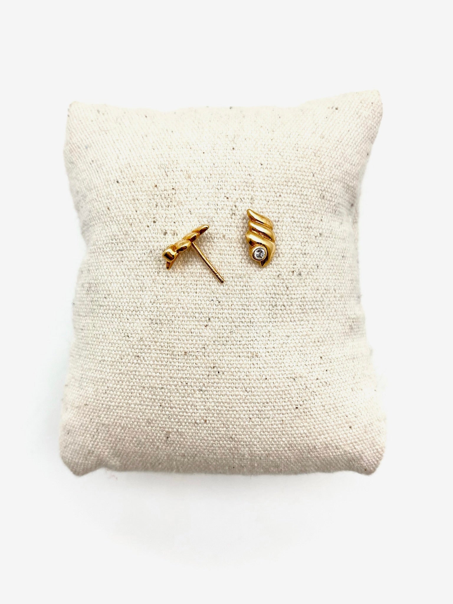 Maeve Studs - Stone Cooper