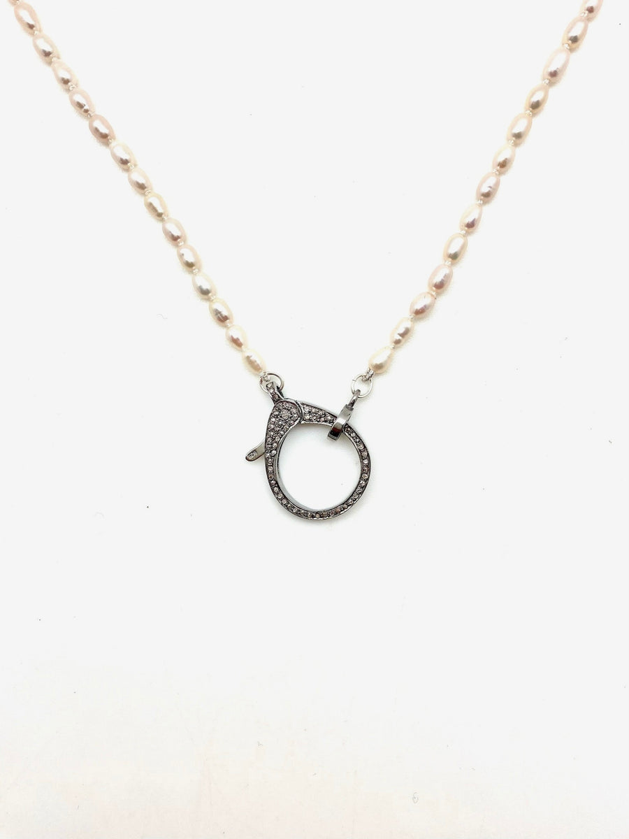 Pearl_Diamond_Clasp_Necklace