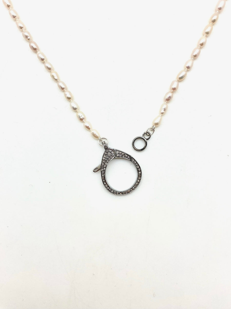 Pearl_Diamond_Clasp_Necklace
