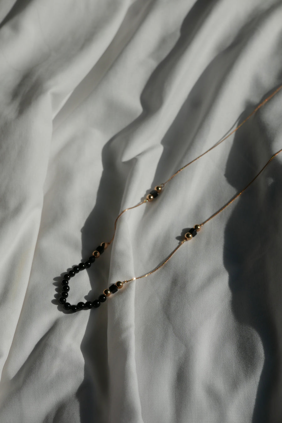 Onyx_Gold_Necklace_Giselle