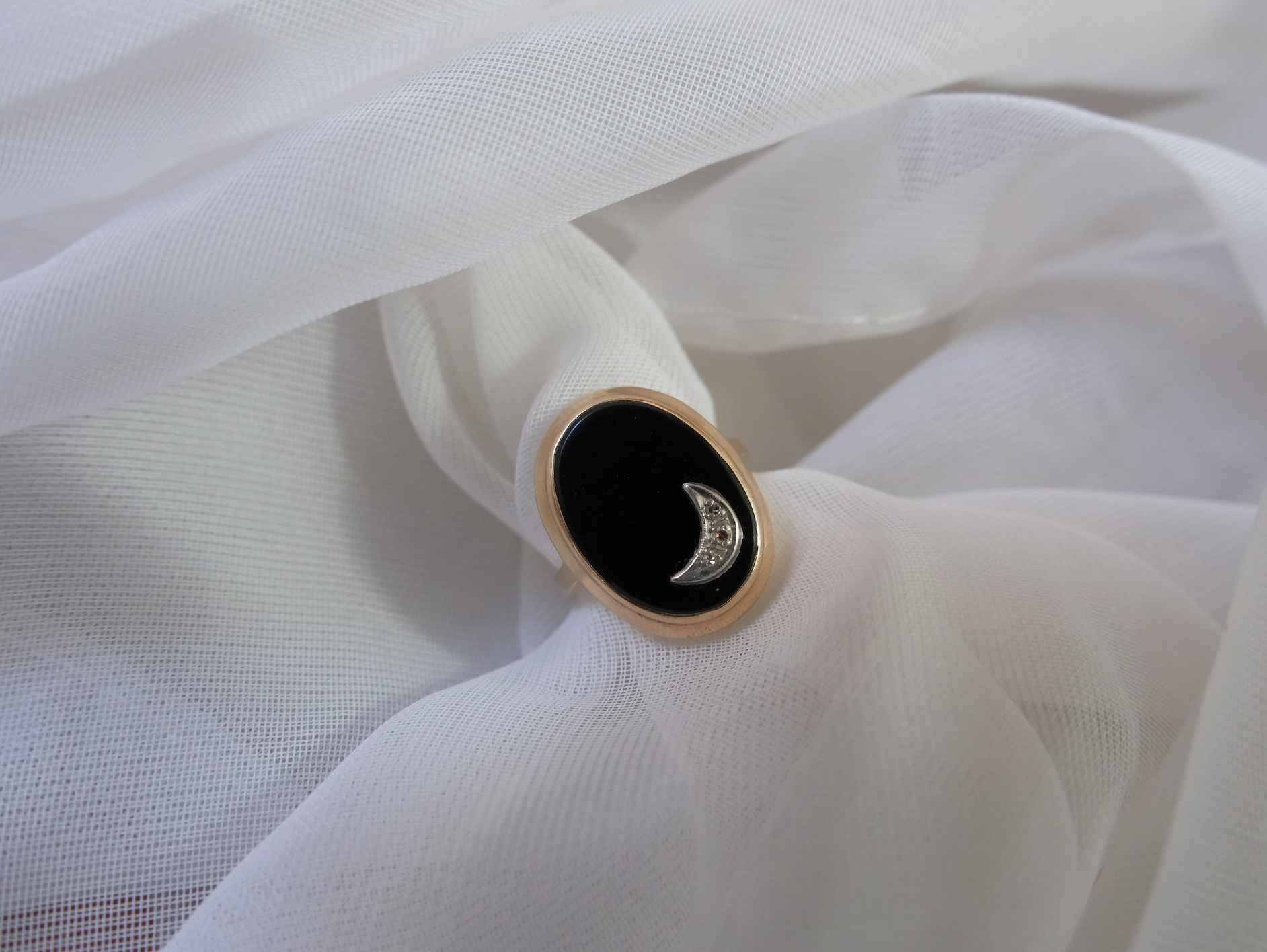 Onyx Diamond Moon Ring 10K (6.5) - Stone Cooper