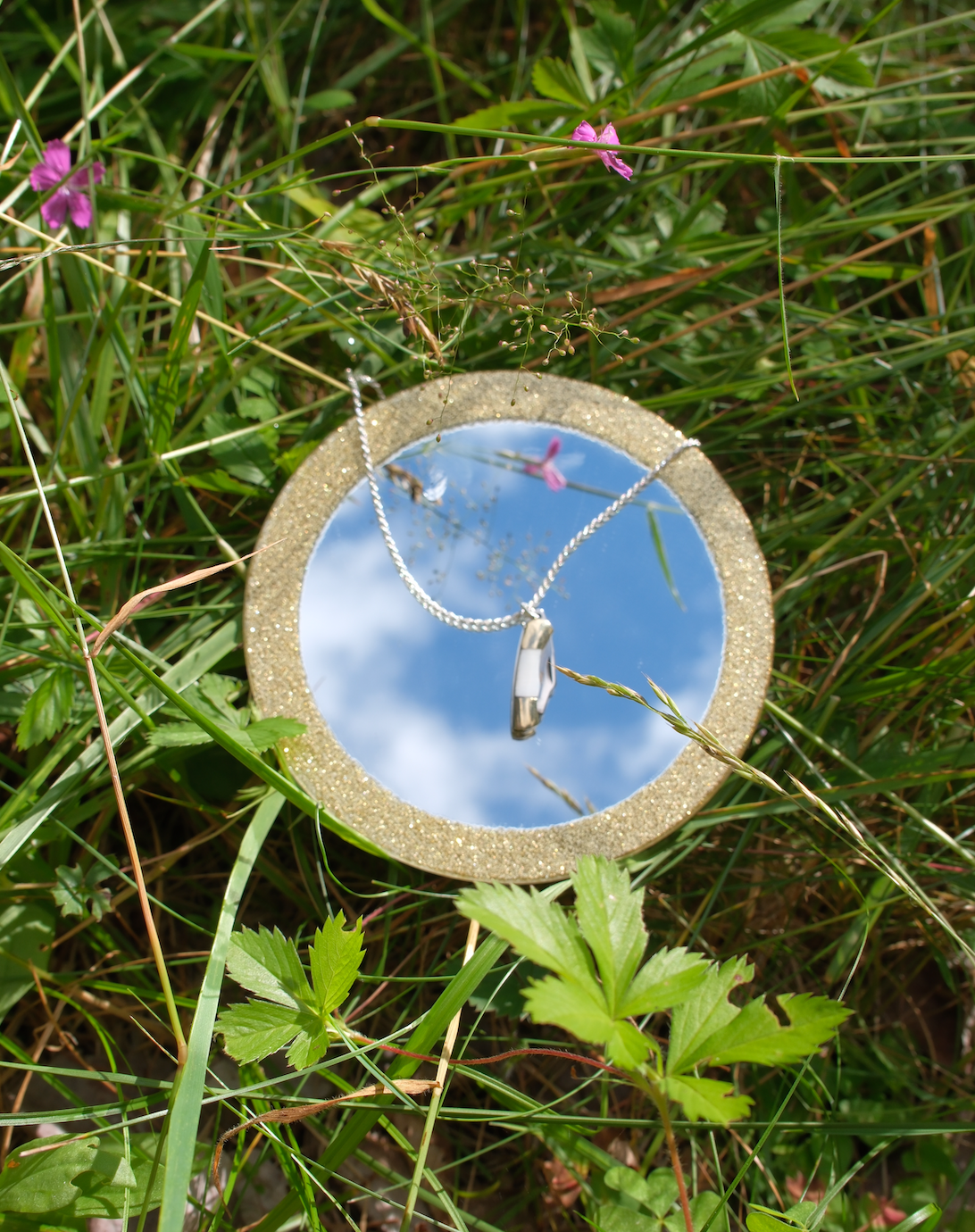 Tiniest Mother-of-Pearl Knife - Stone Cooper