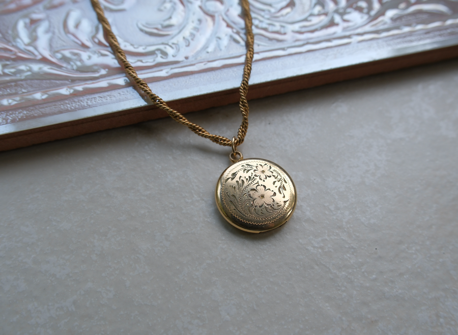 Faye Gold-Filled Engraved Flower Locket - Stone Cooper