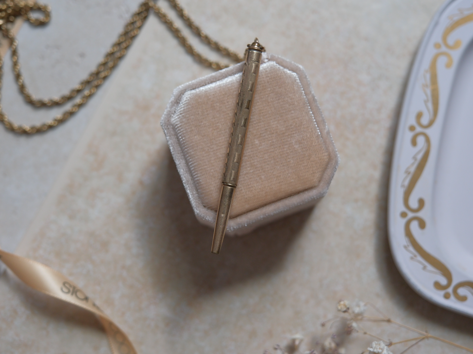 Norwood Gold-Filled Pencil Necklace - Stone Cooper