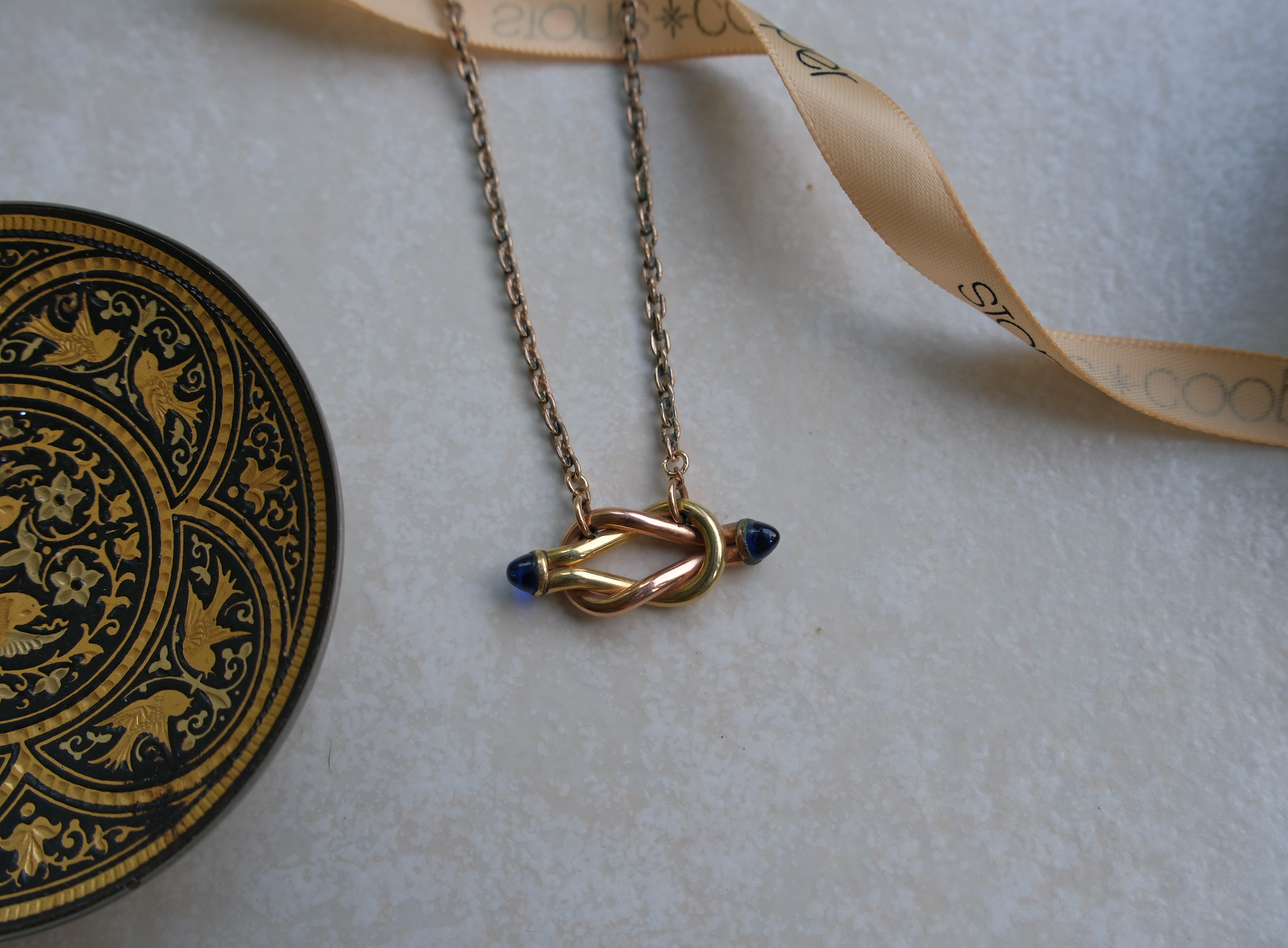 Taddy Knot Necklace - Stone Cooper