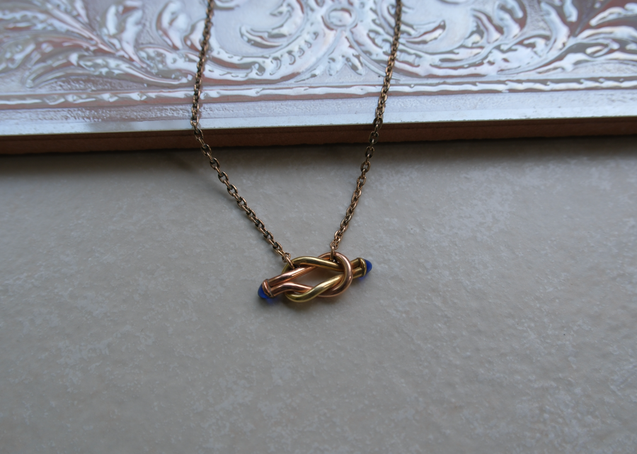 Taddy Knot Necklace - Stone Cooper