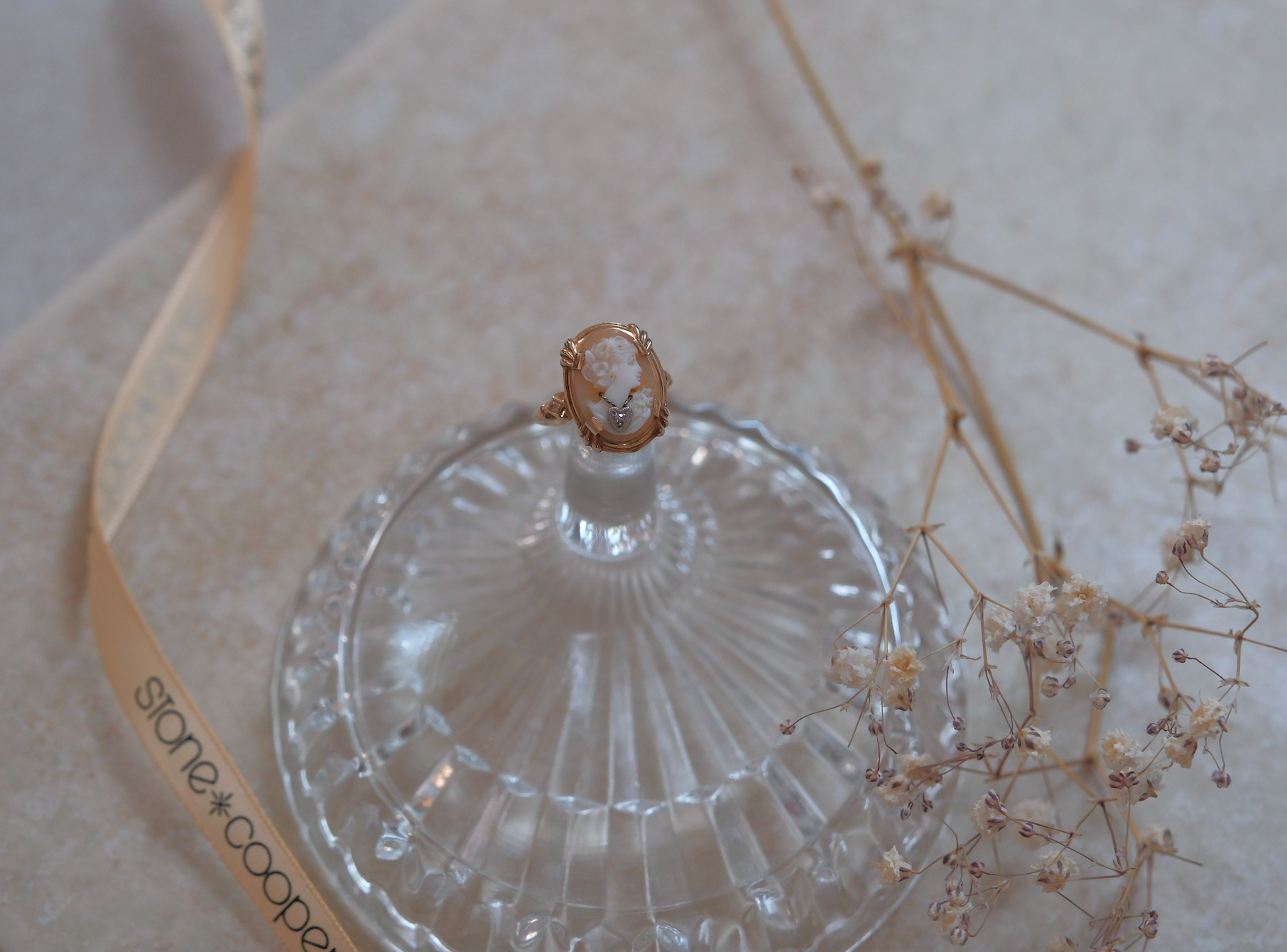 10K Cameo Heart Diamond Ring (6.5) - Stone Cooper