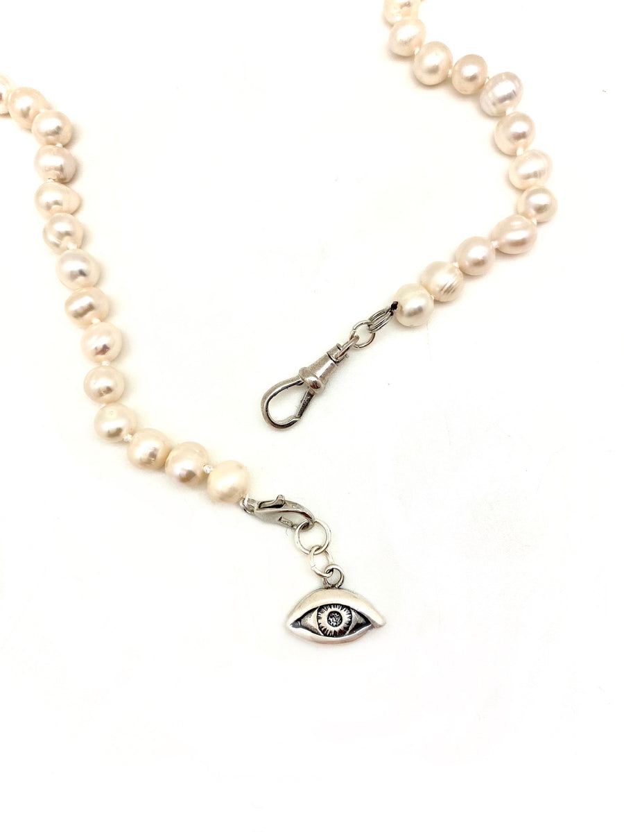 Digna Pearl Eye Necklace - Stone Cooper