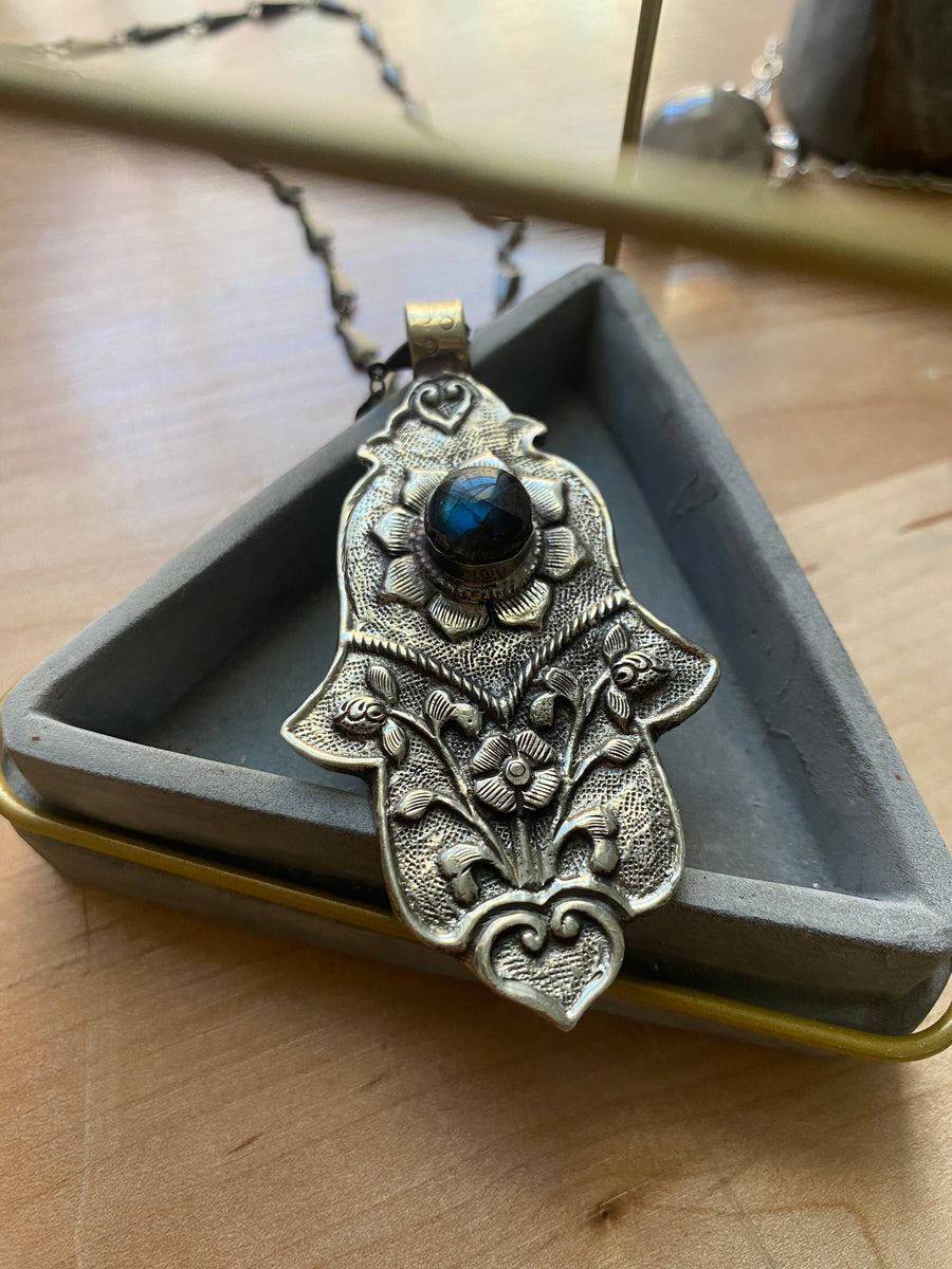 Blessings Necklace - Stone Cooper