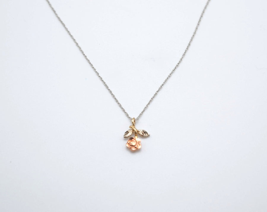 14K Vintage Mixed Tone Rose Necklace - Stone Cooper