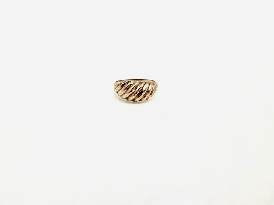 10K Vintage Shrimp Dome Ring (6)