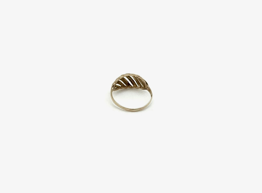 10K Vintage Shrimp Dome Ring (5.5) - Stone Cooper