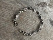 Maude Silver Linked Flower Bracelet