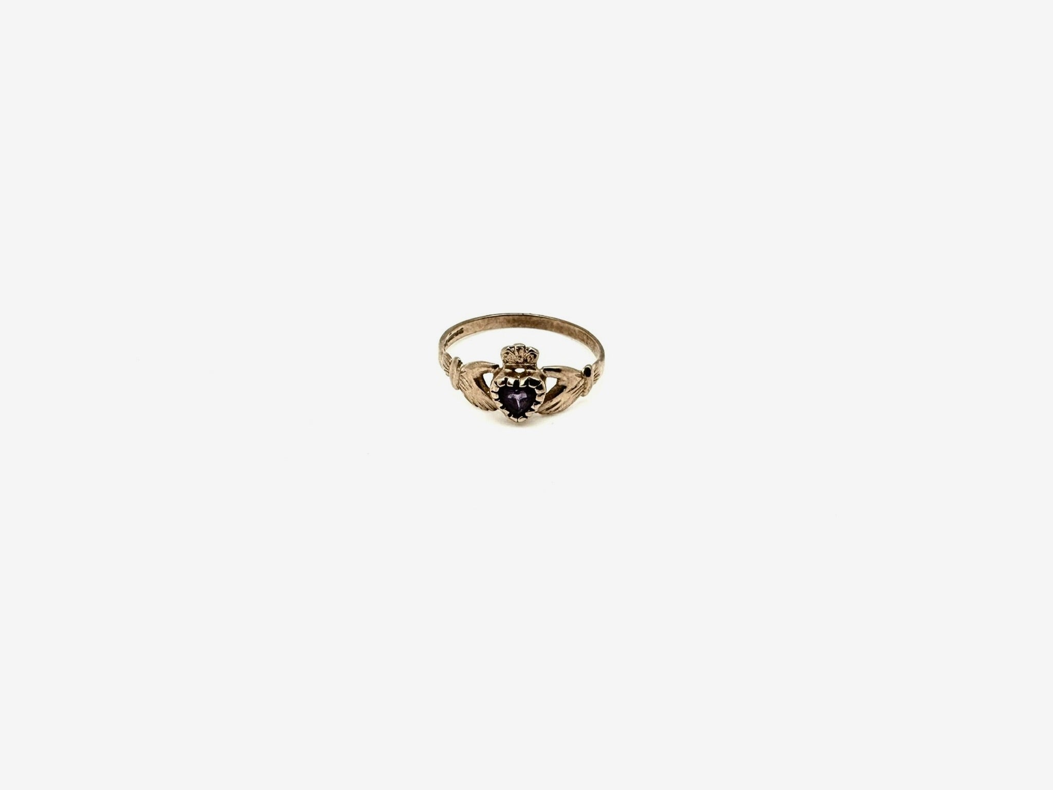 Victorian 9K Amethyst Claddagh Ring (6.5) - Stone Cooper
