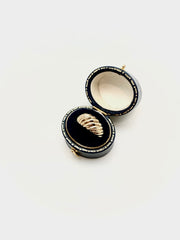 10K Vintage Shrimp Dome Ring (6)