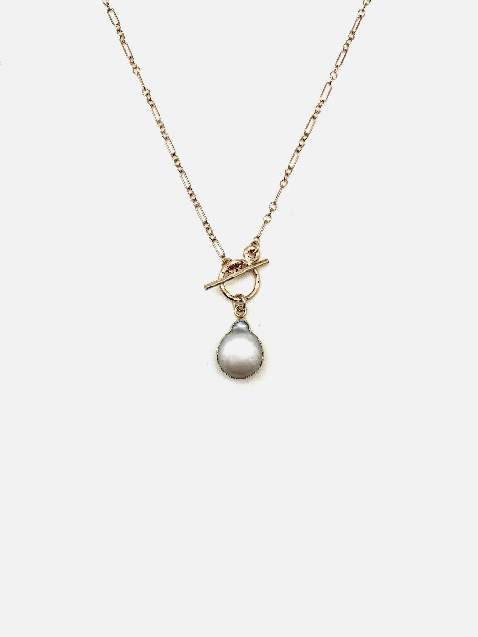 Sunbeam Pearl Toggle Necklace - Stone Cooper