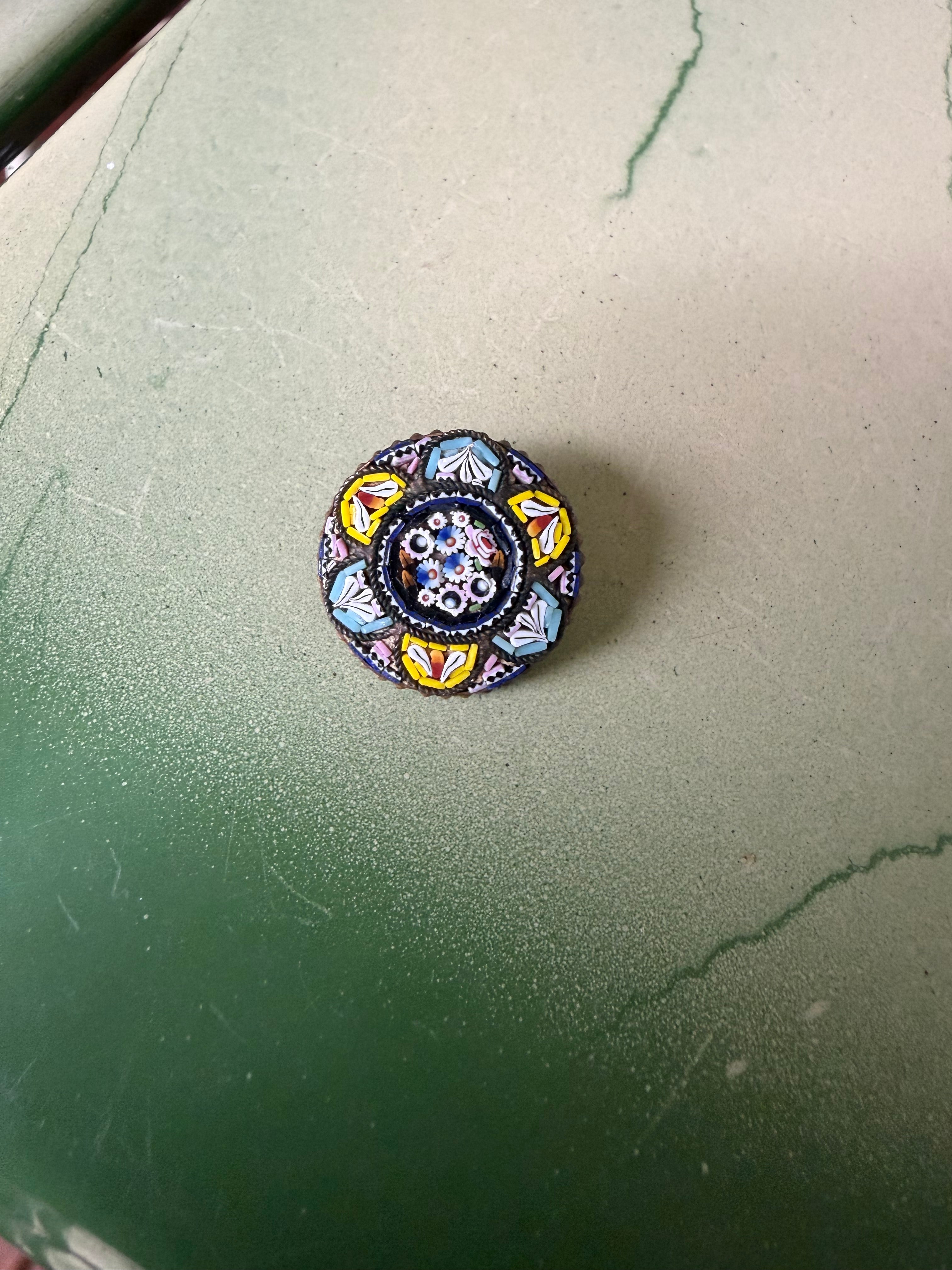 Vintage Micro-Mosaic Round Flower Medallion Brooch