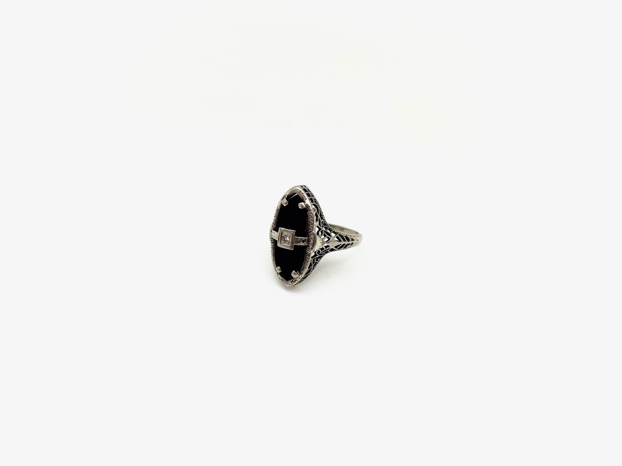 Onyx Diamond Marquis 14K Ring (5) - Stone Cooper