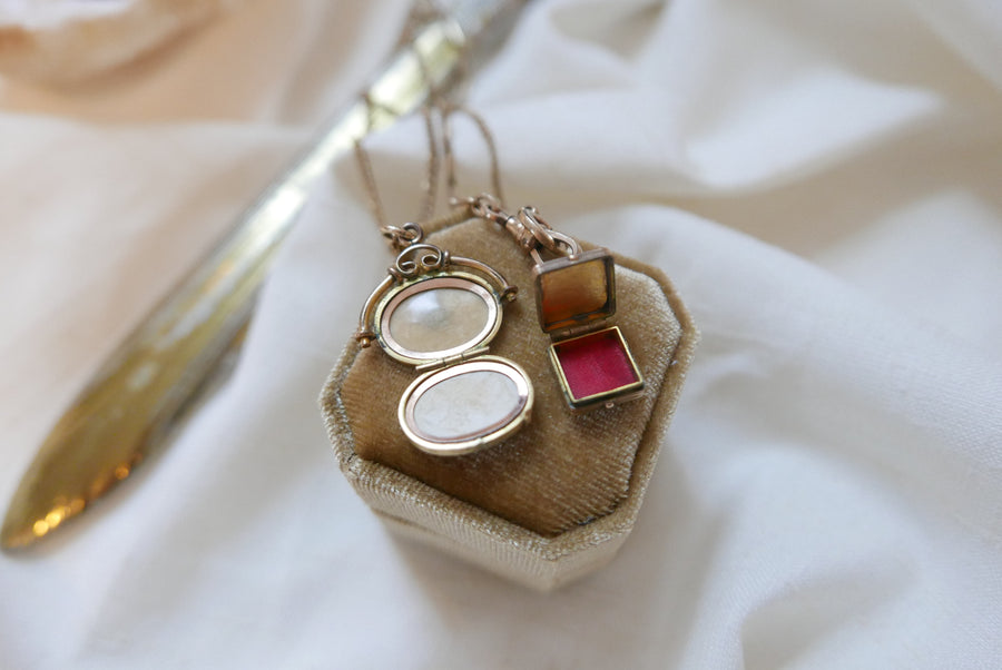 Victorian Engraved Oval Fob Locket