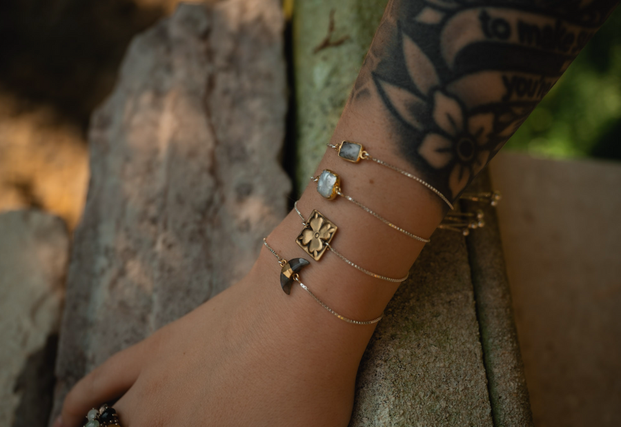 To The Moon Slider - Stone Cooper