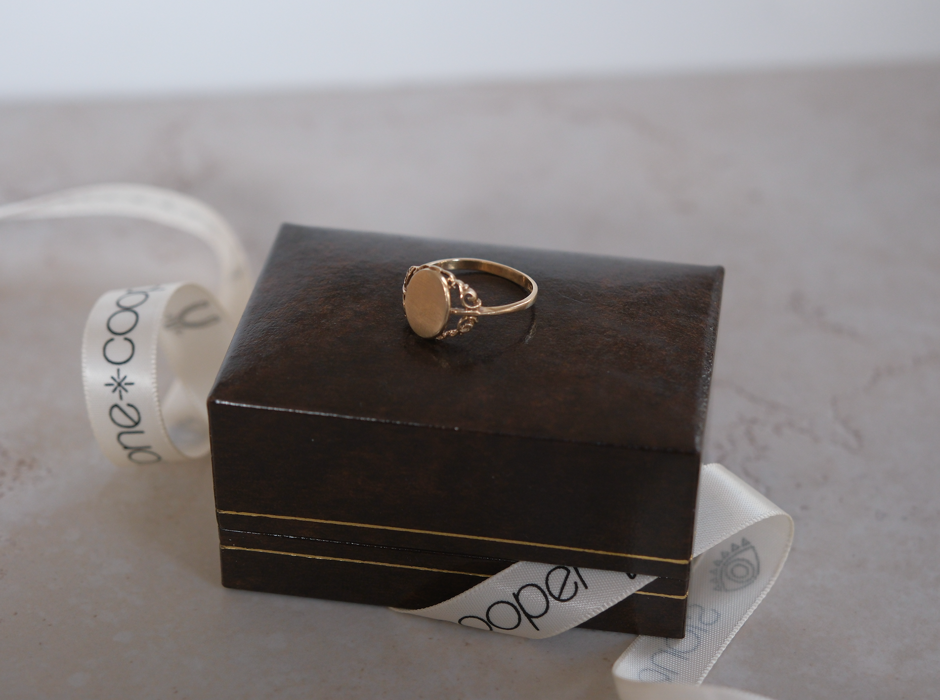 10K Gold Oval Signet Ring (7.75) - Stone Cooper