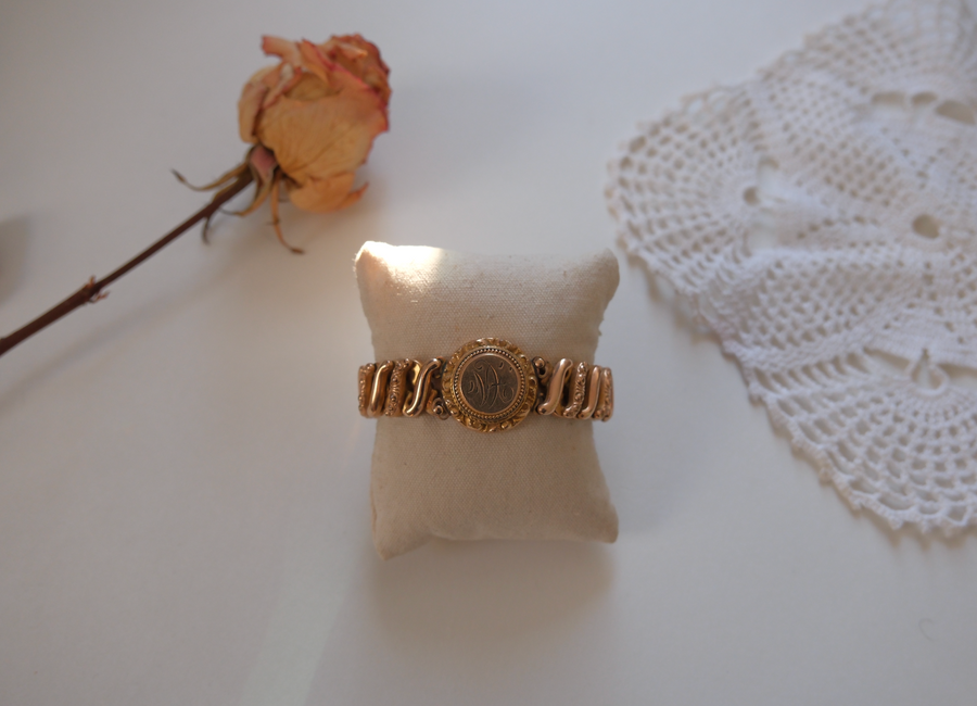 Antique H.N. Sweetheart Expansion Bracelet