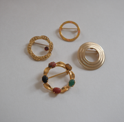 Vintage Wreaths Brooch Set - Stone Cooper