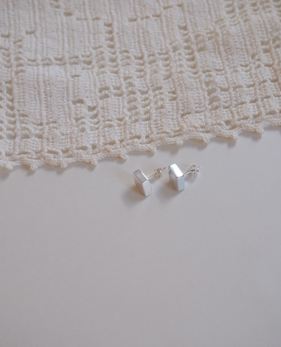 Sterling Kite Studs - Stone Cooper