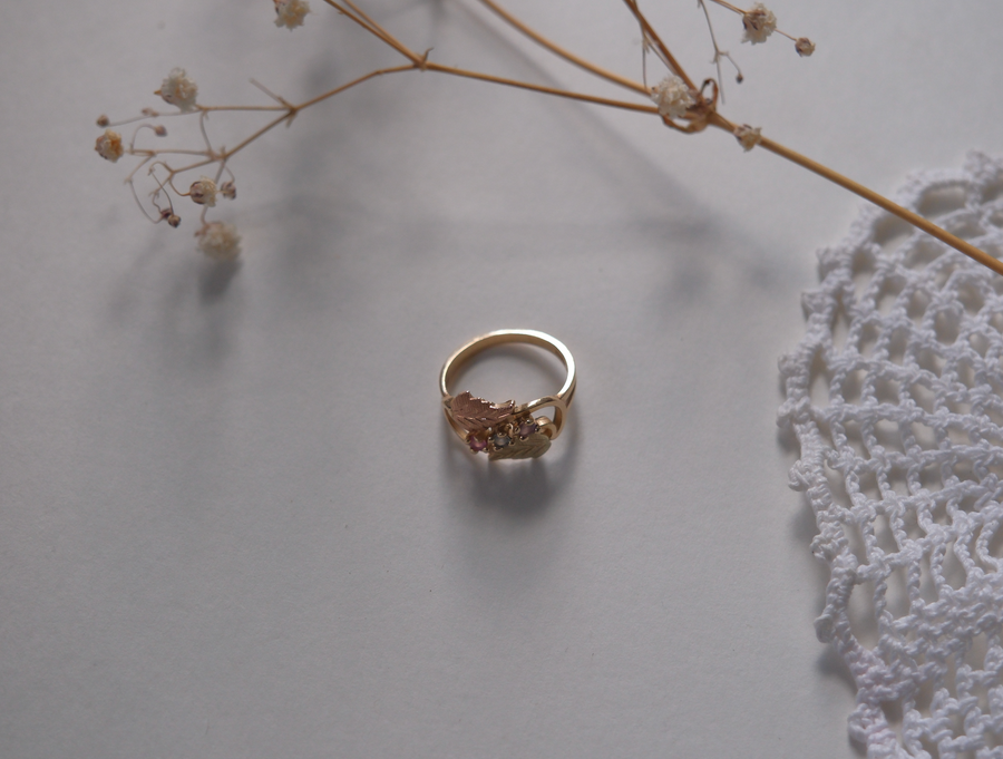 Vintage Black Hills 10K Birthstone Ring. (6.25) - Stone Cooper