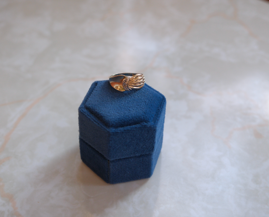10K Vintage Diamond Moon Bow Ring (8.5) - Stone Cooper