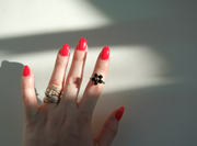Vintage Onyx, 10K Yellow Gold Flower Ring (4.5) - Stone Cooper