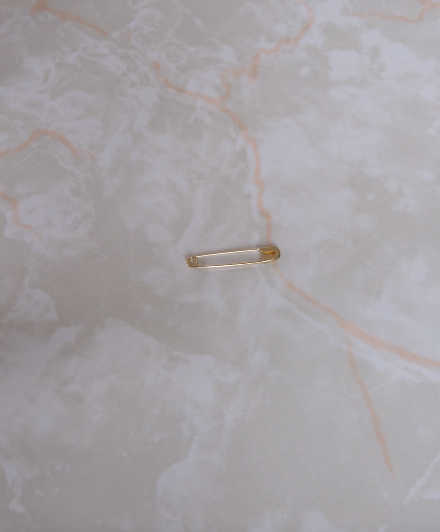14K Gold Safety Pin Charm Holder/Link - Stone Cooper