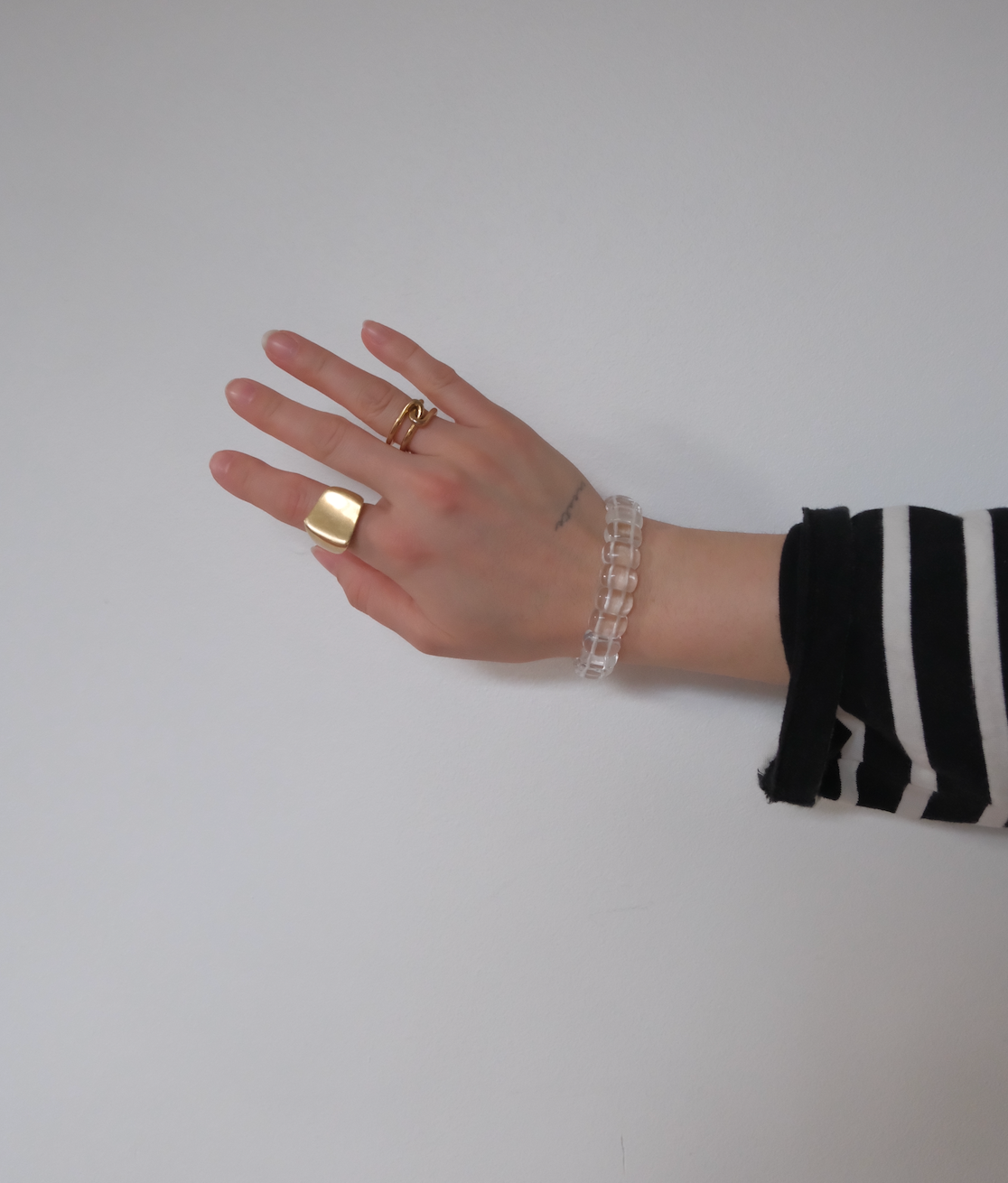 Quartz Stretch Stone Bangle Bracelet