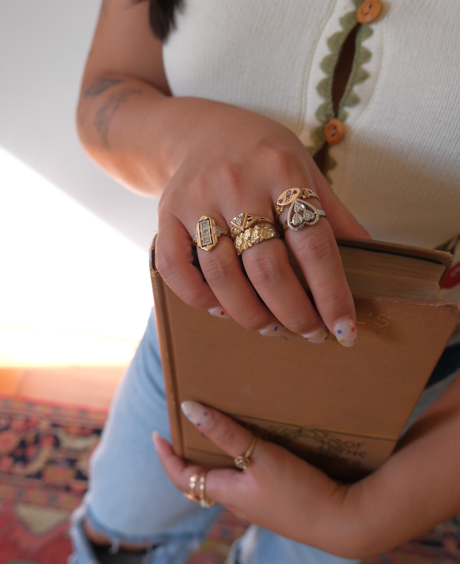 Retro Vintage 10K Gold Nugget Band (6.5)