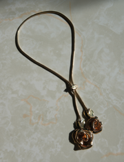 Midcentury Rose Lariat 12K GF