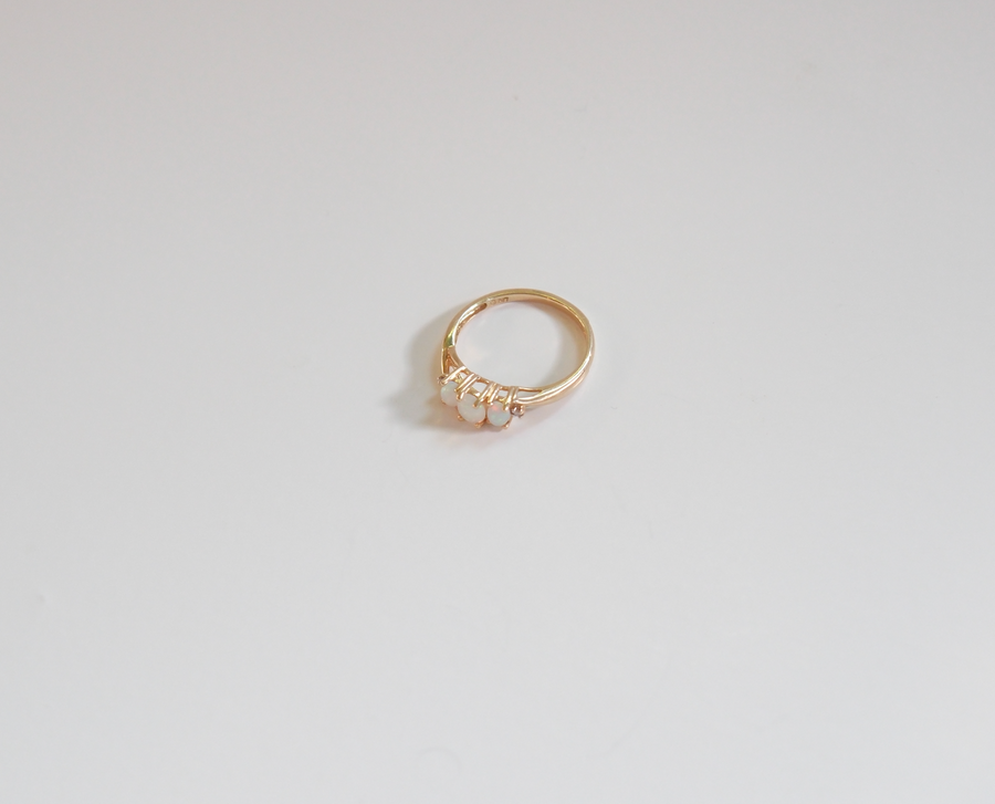 Dreamy Vintage Opal Diamond Ring 10K (7)