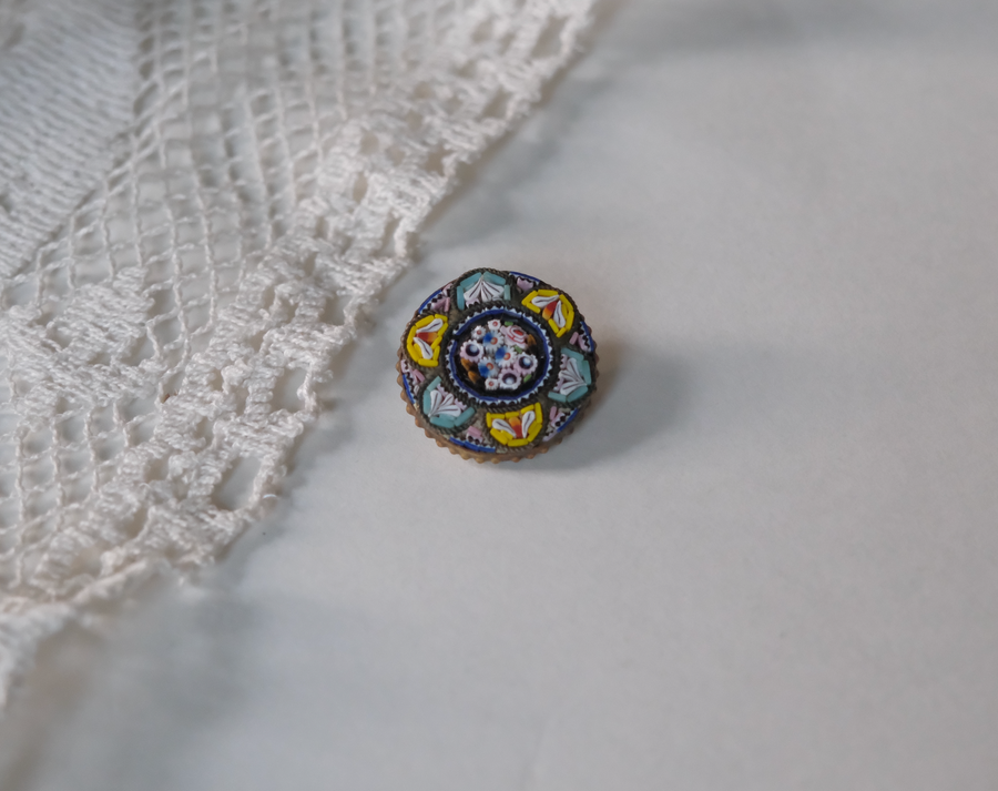Vintage Micro-Mosaic Round Flower Medallion Brooch