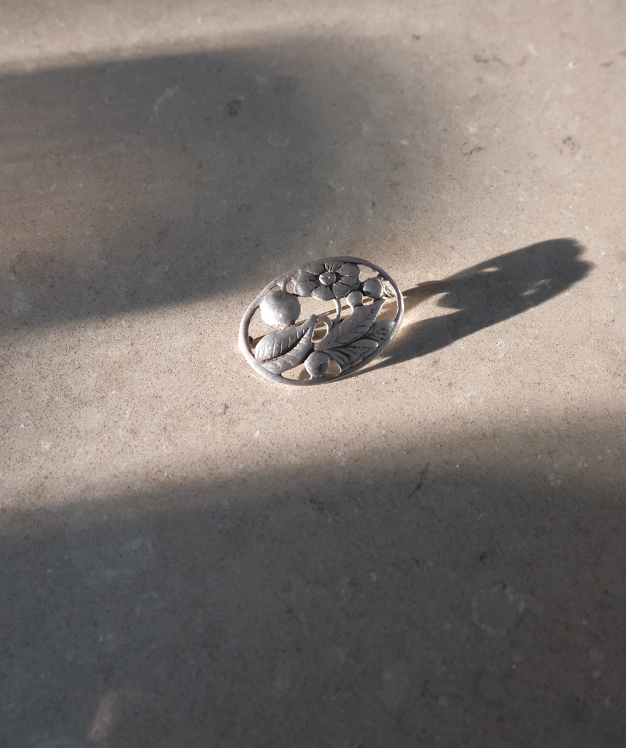 Vintage Sterling Cutout Botanical Brooch