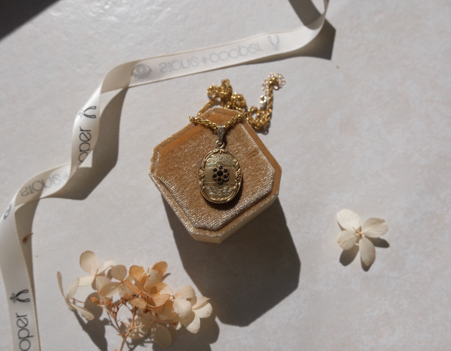 Blooma Gemstone Locket - Stone Cooper