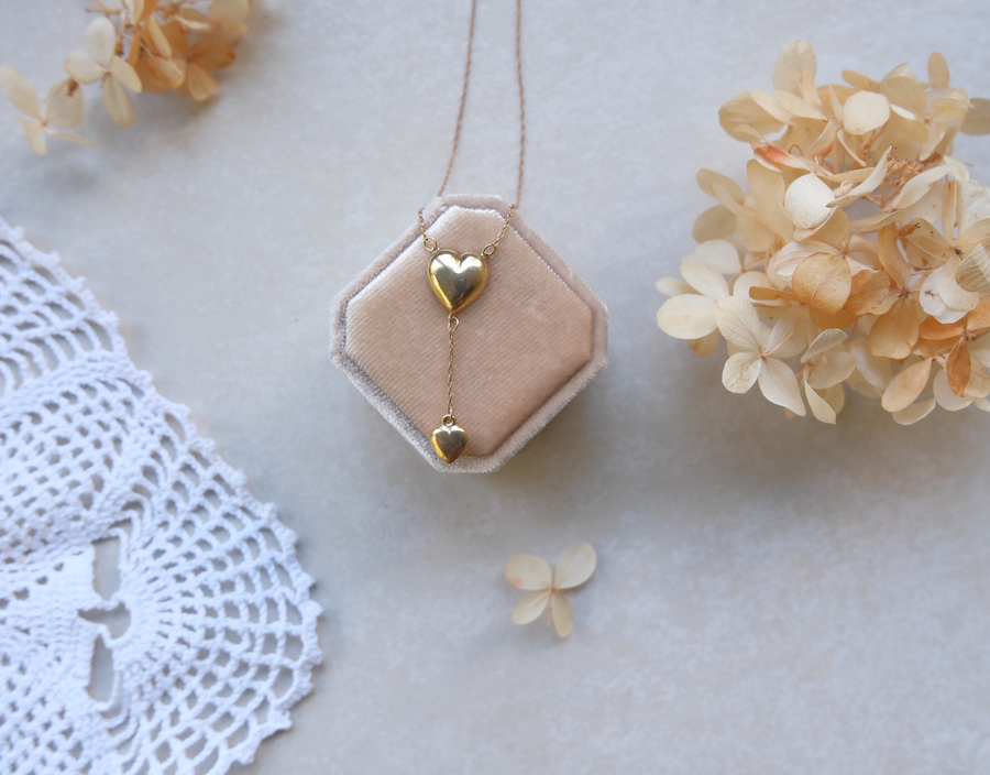 Lottie 10K Vintage Heart Lariat - Stone Cooper