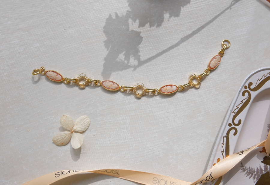 Maggie Cameo Filigree Bracelet - Stone Cooper