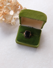 10K Cushion-Cut Black Onyx Antique Ring (6.5)