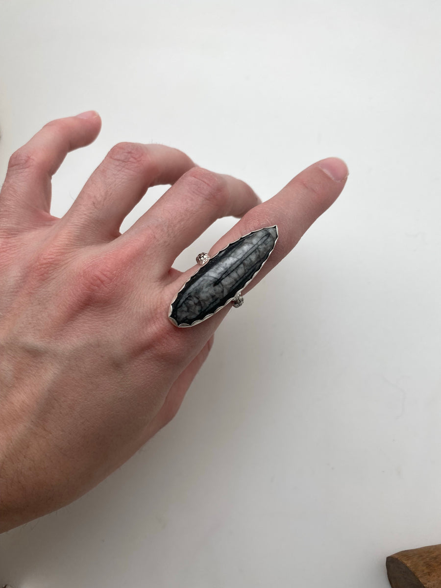 Orthesorus Ring  (size 6.5) - Stone Cooper