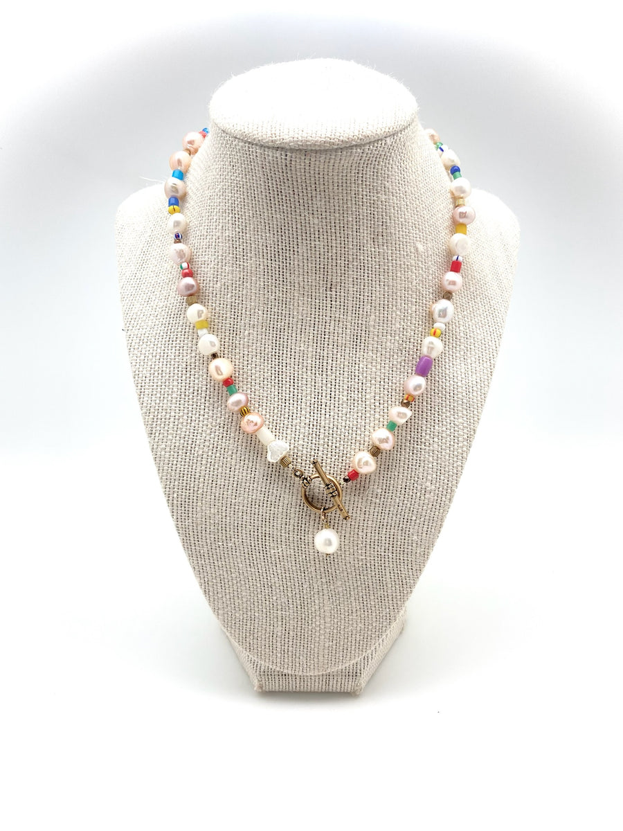 Summer Lovin' Pearl Necklace